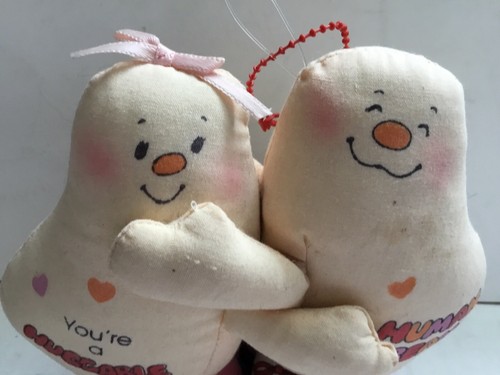 Vintage Amtoy 1980's Human Beans Plush Stuffed - You're A Huggable Human Bean - Picture 4 of 9