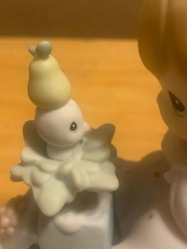 Precious Moments-- #529273 "My True Love Gave To Me" Mädchen mit Rebhuhn im Baum - Bild 5 von 7