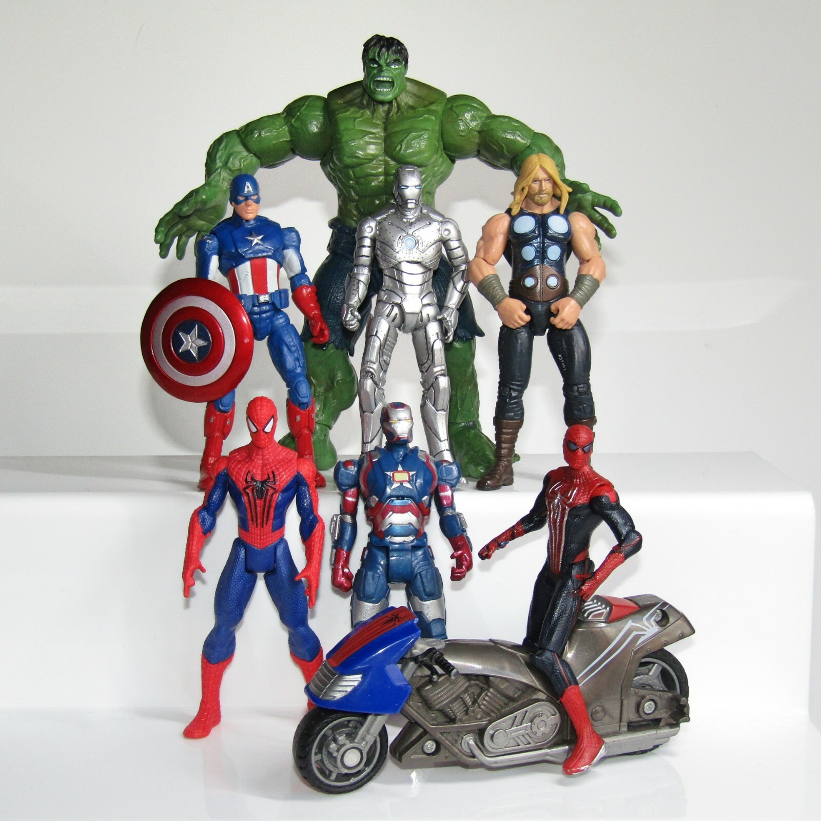 Marvel Avengers Figure Bundle Spider-Man HULK Thor Iron Patriot Captain America Marvel Avengers Figure Bundle Spider-Man HULK Thor Iron Patriot Captain America