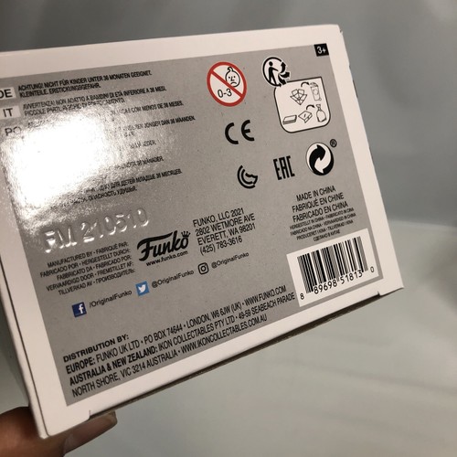 Fundays Freddy SE FUNKO POP CON Protector Azul Claro 1000 PIEZAS Caja De Diversión - NUEVO - Imagen 8 de 12