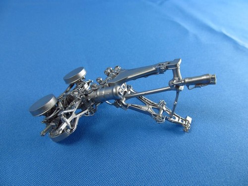 Rockwell B-1 Lancer. Landing gears (Revell) Scale 1:48 Metallic Details MDR48226 - Picture 5 of 15