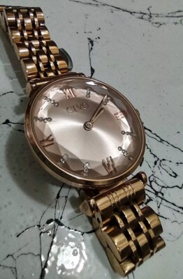 CIVO 8095 Women Rose Gold Stainless Steel Band Analog Dial Quartz Wrist Watch