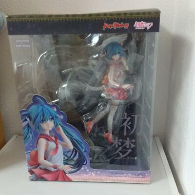 Hatsune Miku First Dream Ver. Character Vocal Series 01 Figure 1/8 PVC Limited