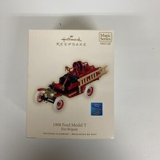 Hallmark Magic Light Series Ornament 1908 FORD MODEL T Fire Brigade Engine 2008