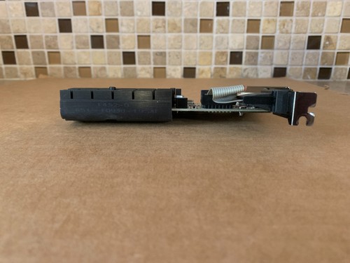 SAPHIRE 5450 DUAL-PCI-E GRAPHICS CARD W/ VGA & BRACKET 299-1E164-701SA IBT-4(13) - Picture 6 of 6