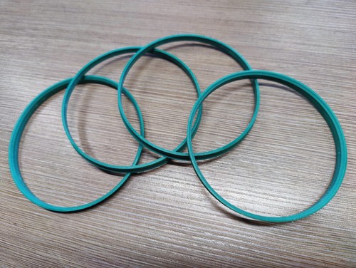 4x HUB CENTRIC RINGS 110.0 to 106.0 SPIGOT RINGS 110,0 mm - 106,1 mm. 110x106 - Picture 2 of 3