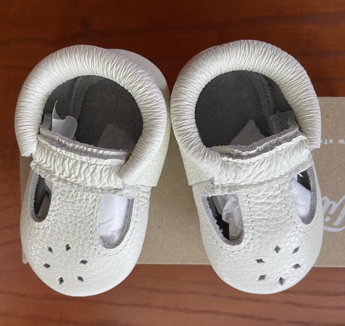 Littlebemocs T-Strap Baby Soft Sole Moccasins White Leather Size 1.5 - Picture 5 of 6