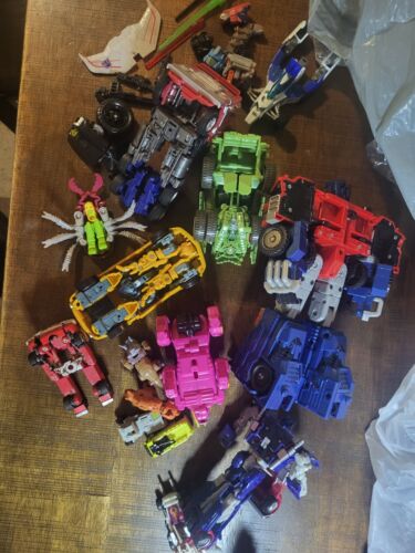 Lot de figurines articulées vintage Transformers - Photo 1/11