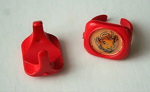 2 Borden Elsie The Cow Dairy Worlds Fair Ring Set 1960s NOS New Red - Picture 2 of 4