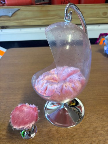 MGA 2003 Bratz Retro Swing Egg, Chair stool, bed, shirt, fork, spoon! Must see! - Picture 12 of 13