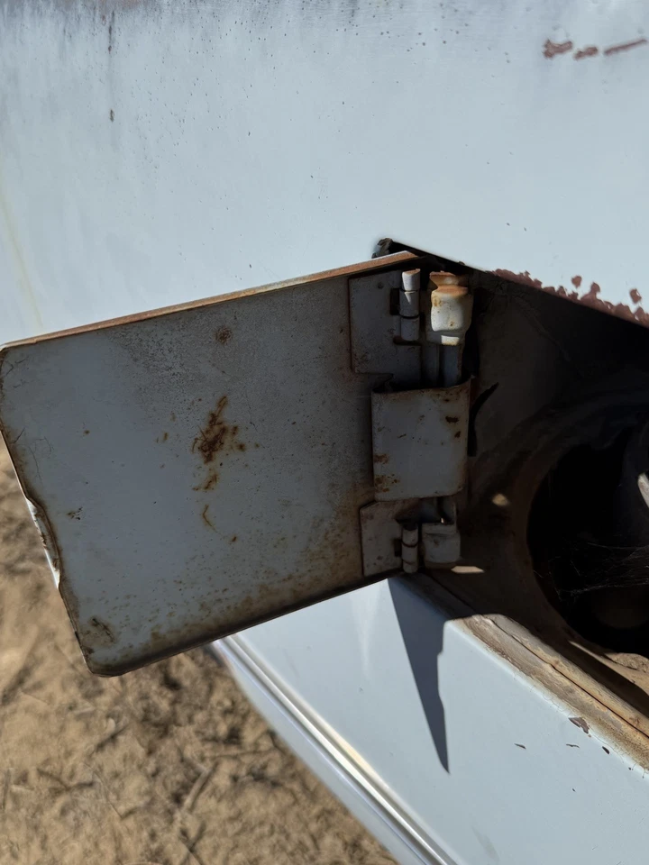 1955 年别克 Century 或别克 Special 燃油门 — 第 3/3 张图片