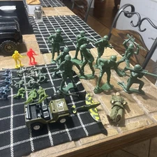 Vintage Tim-Mee Toy  U.S. Army Jeep  Vietnam Figures USA MADE lot