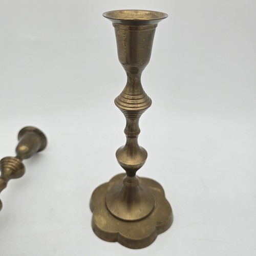 Juego de 2 candelabros de latón vintage hechos en la India base de flores 71/4 pulgadas de alto - Imagen 15 de 15