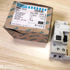 1Pcs New Siemens circuit breaker module 5SM2325-0