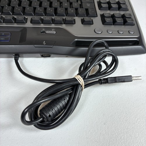 Logitech G11 Gaming Keyboard - Blue Backlit Keys, Programmable G-Keys, Wired USB - Picture 8 of 14