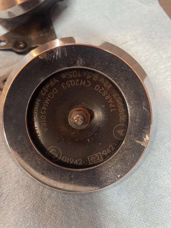 KAWASAKI VULCAN 750 1986-2006 DOBLE BOCINA PARTE # 27003-1218 Foto 3 de 4