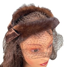 1950's Vintage Brown Velvet Veiled Mini Hat Bow Net