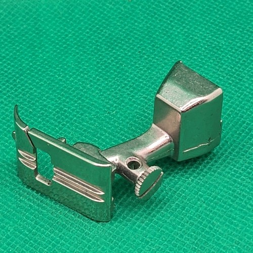 Genuine Bernina #3 C Standard Buttonhole Foot - Old Style 1630 - Picture 4 of 4