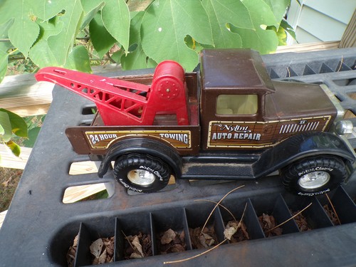 Vintage Metal Nylint Wrecker - Picture 3 of 5