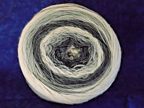 Yarnspirations Caron Skinny Cakes Garn gebacken Alaska leicht 3 Gewichte 1 Knäuel Kuchen - Bild 4 von 4