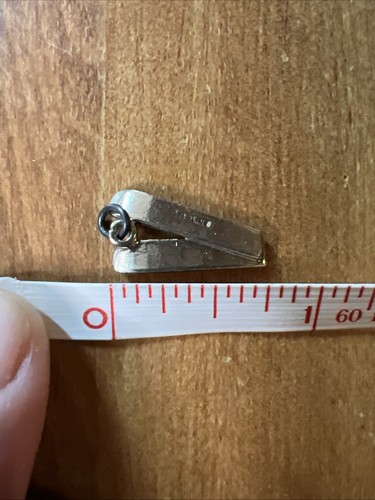 Vintage Ski Charm Sterling Silver, 1.67g - Picture 3 of 3