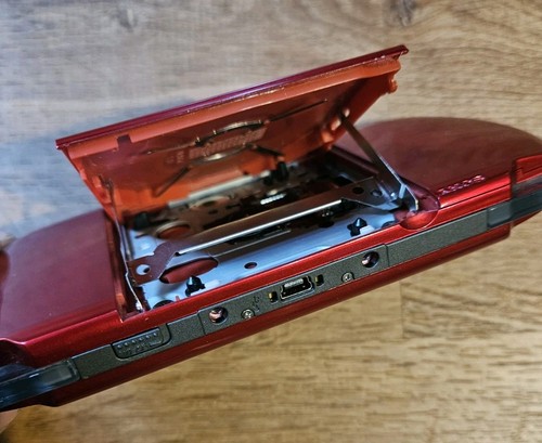 Sony Playstation PSP 3006 Flame Red Handheld System Konsole - Teile oder Reparatur - Bild 9 von 10