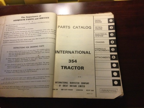 International 354 Tractor Parts Catalog - Foto 2 di 3