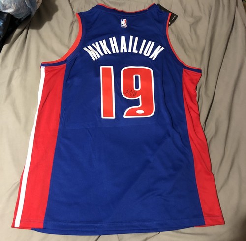 Svi Mykhailiuk Signed Detroit Pistons Jersey - Nike Swingman - JSA Authenticity - Picture 5 of 10