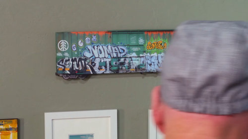 Train Graffiti Serie, Sandy Sanders, "Nomad" (klein) 19" x 7" x 1" Mischtechnik - Video 1 von 1