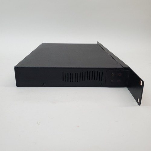 DELL PowerConnect 2724 24 Port Gigabit Managed Switch 2724-R5 Tested Power On - Picture 3 of 16