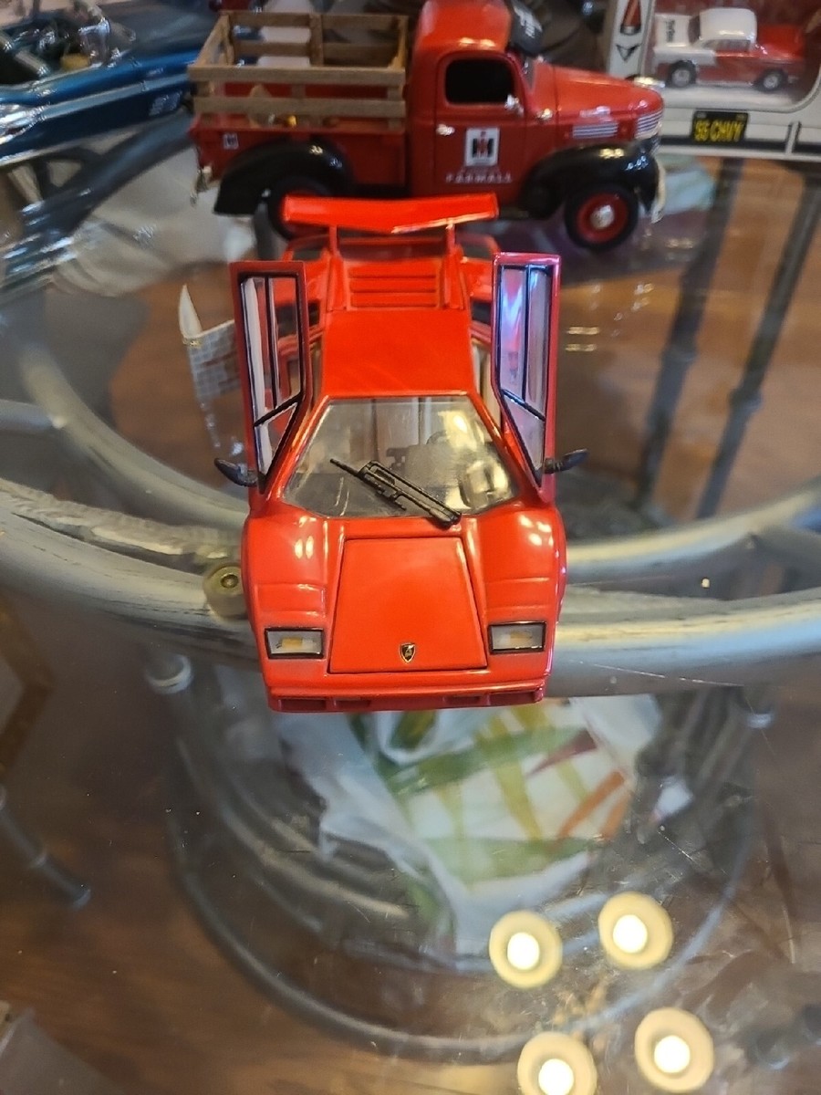 FRANKLIN MINT 1985 Lamborghini Countach 5000 S, Red, 1:24