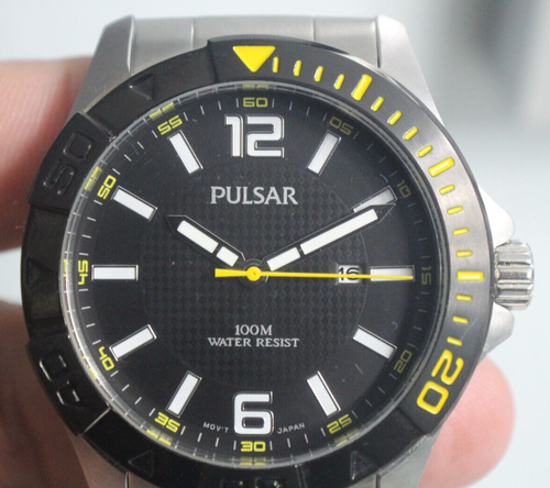 Vintage PULSAR 100M Quartz Men's Watch PC32 X066 - Picture 3 of 11