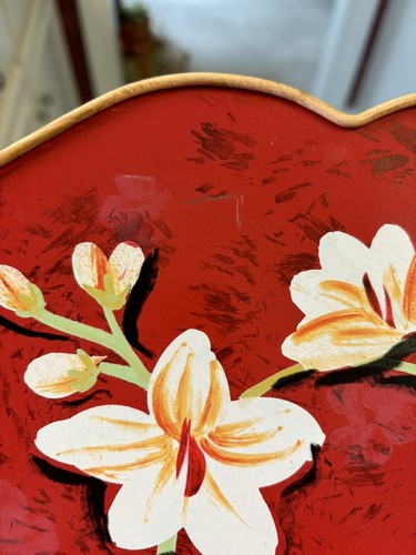 Vintage Metal Trash Can Red w/Flowers Square w/Scalloped Top & Handles 12" High - Picture 12 of 12