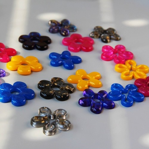 Flexible Flower Pendant Silicone Mold Epoxy Resin Jewelry Casting Tool - Picture 4 of 8