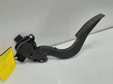 2019 Chevy Blazer Accelerator Pedal Assembly OEM 23134748