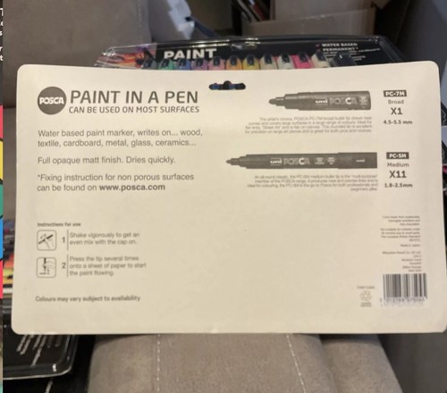 POSCA Penne PC-5M Punta in Feltro Acrilico Multicolore Marcatori Permanenti Confezione da 12 - Foto 3 di 4