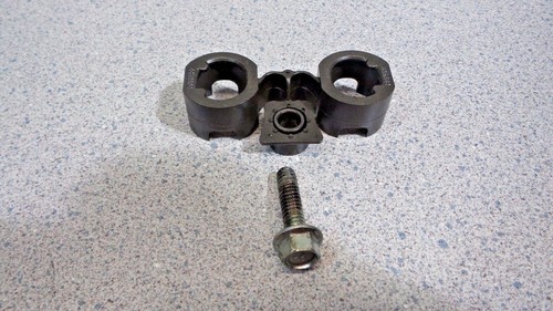 2008 HARLEY DAVIDSON XL 883 C SPORTSTER XL883C REAR PUSH RODS RETAINER - Picture 2 of 6