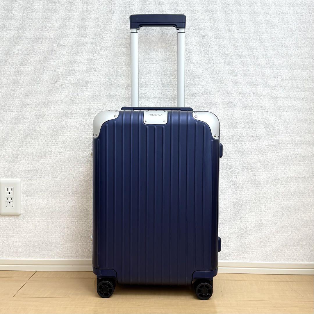 Authentic Rimowa Hybrid Cabin 32L Matte Blue Suitcase 55cm Authentic Rimowa Hybrid Cabin 32L Matte Blue Suitcase 55cm
