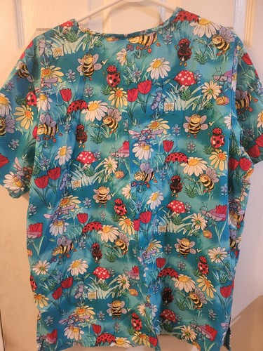 Scrub Tops Lot U-Pick - Disney, Peanuts, Star Wars, Holiday, Cats, Dogs, Flowers - Picture 286 of 442