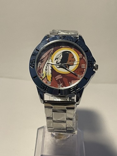 Reloj plateado de acero inoxidable con logotipo del equipo de la NFL de los Washington Redskins para hombre NUEVO - Imagen 2 de 10