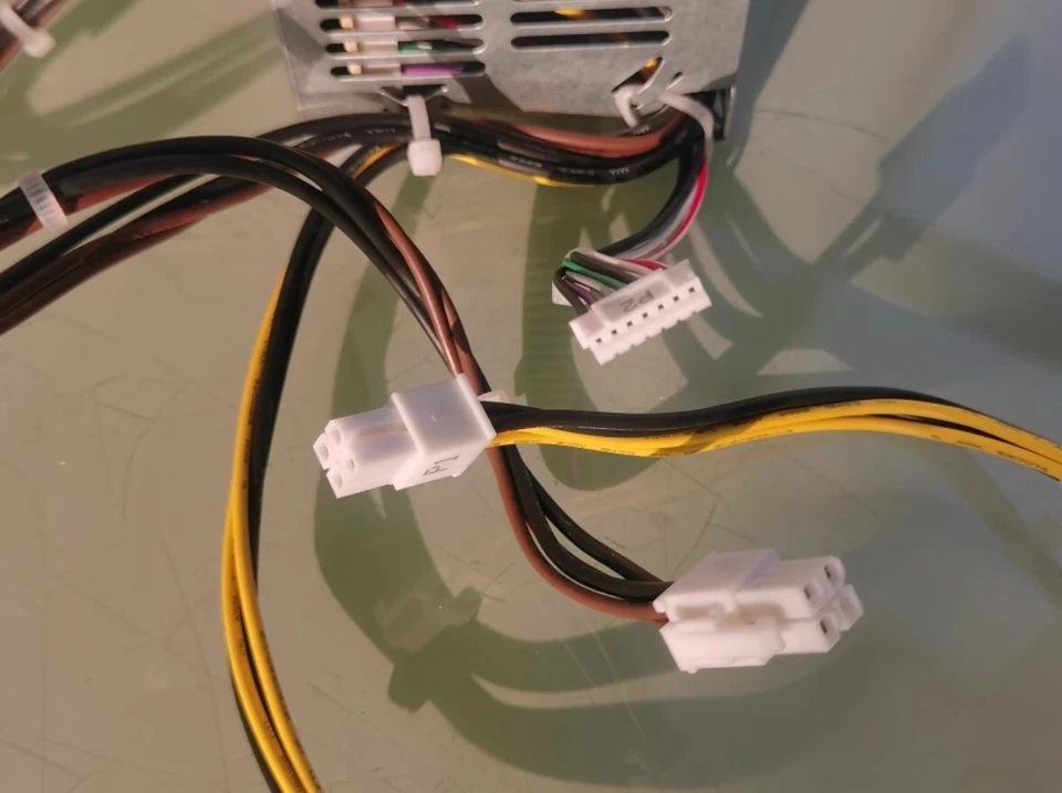 Fonte de alimentação HP Elitesk 800 G4 250W PCH022 L08417-002- - Imagem 4 de 4