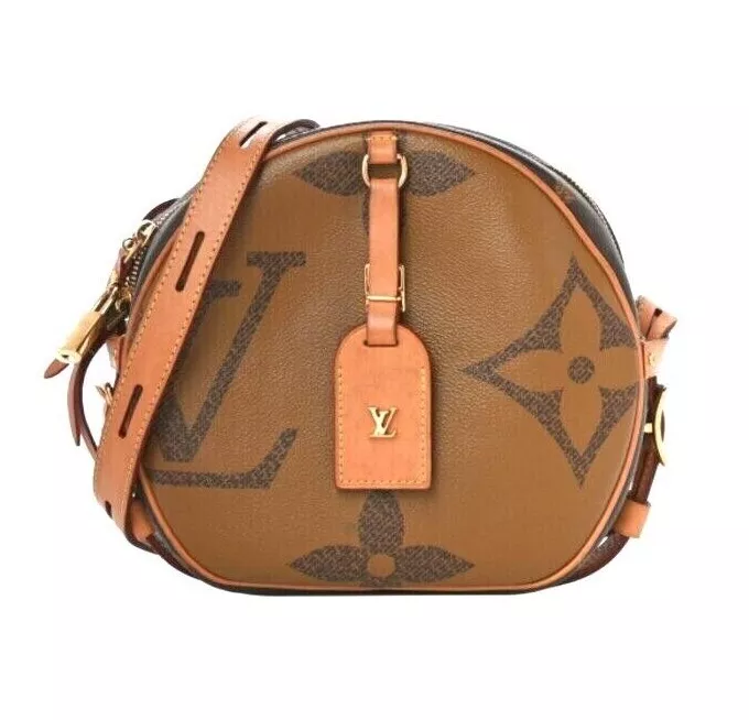 Louis Vuitton Monogram Canvas Boite Chapeau Souple MM Shoulder Bag, Louis  Vuitton Handbags