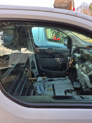 2017-2024 CITROEN DISPATCH MK3 FRONT DOOR DRIVER OFF RIGHT SIDE WHITE - Picture 3 of 17