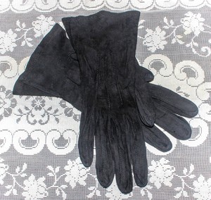 daniel hays gloves
