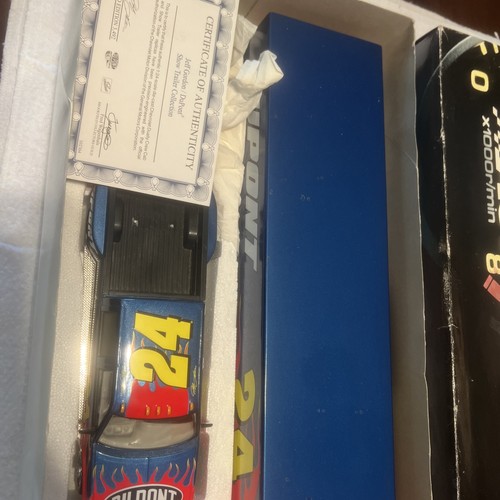 2002 action jeff gordon dually hauler - Bild 3 von 4