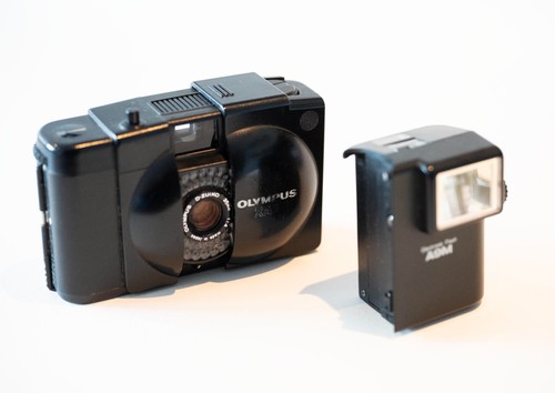 Olympus XA1 35mm point and shoot Film Camera VGC Working Order Lomo - Picture 2 of 5
