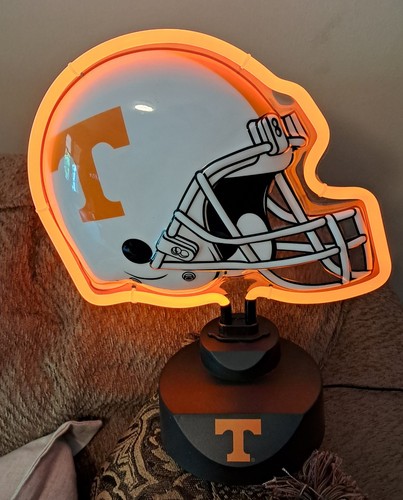 Tennessee Neon Helmlampe funktioniert