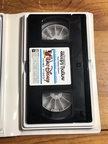 Walt Disney Home Video The Legend Of Sleepy Hollow VHS - Foto 3 di 4