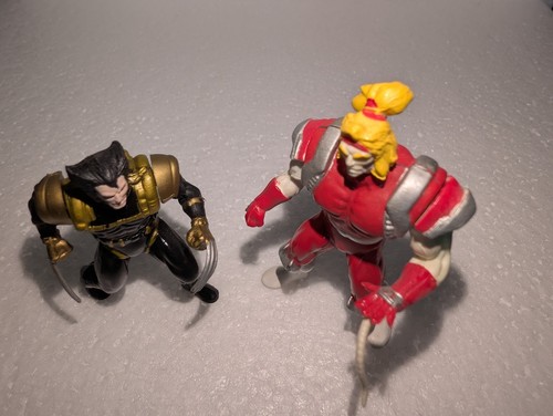 X-MEN STEEL MUTANTS DIE CAST ACTION FIGURES - SPY WOLVERINE VS OMEGA RED - Picture 4 of 8