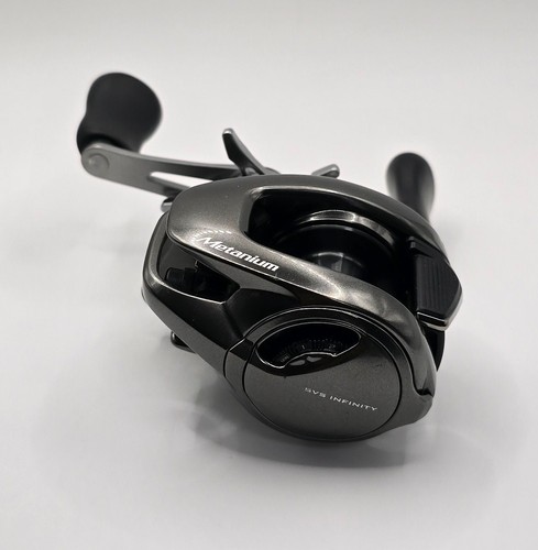 Shimano 20 Metanium XG Baitcast Reel Right Hand from Japan - Picture 3 of 13